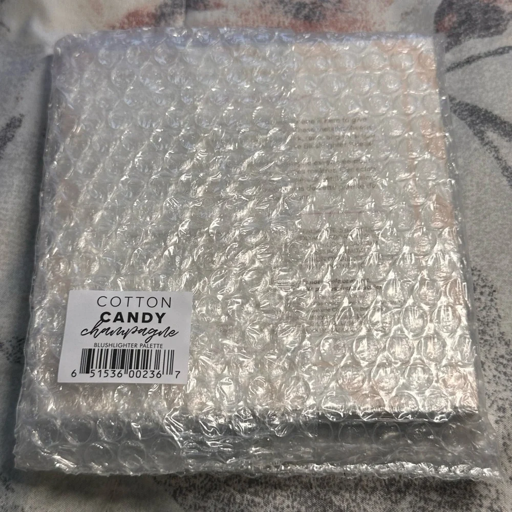 Beauty Bakerie Blushlighter Palette